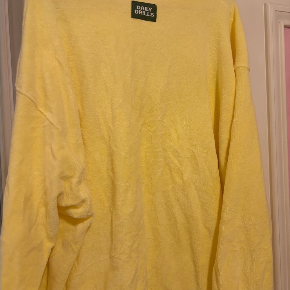 Daily Drills Women’s Bright Yellow Crewneck Sweater M/L